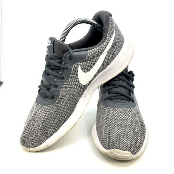 NIKE Tanjun se Womens 9 - Picture 5 of 9